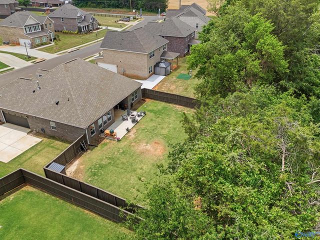 309 Creek Grove Avenue, New Market, AL 35761