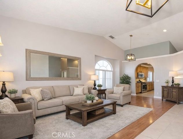 7084 Aster, Oak Hills, CA 92344