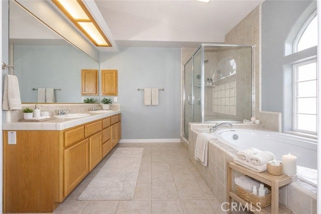 7084 Aster, Oak Hills, CA 92344