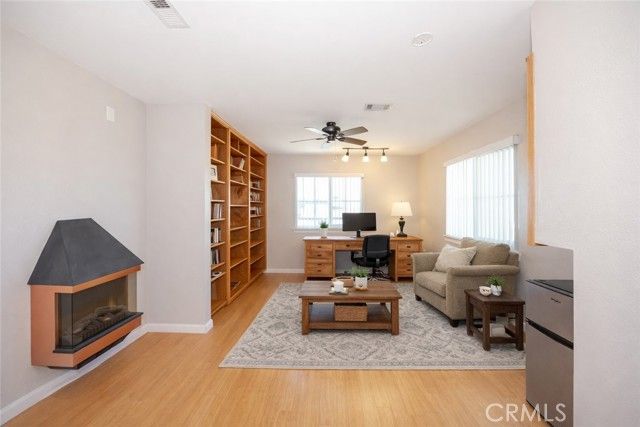 7084 Aster, Oak Hills, CA 92344