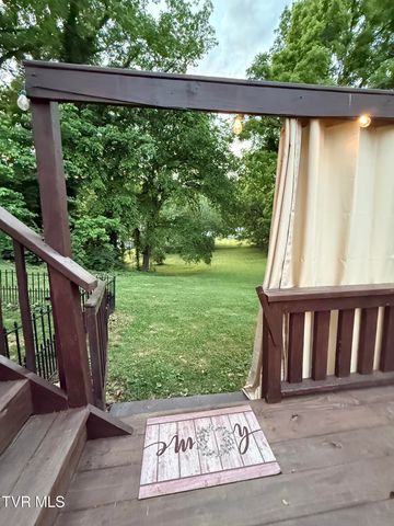 423 Circle Drive, Rogersville, TN 37857