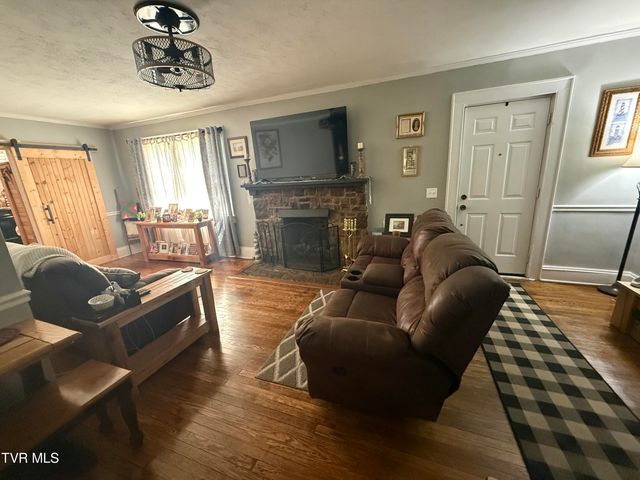 423 Circle Drive, Rogersville, TN 37857