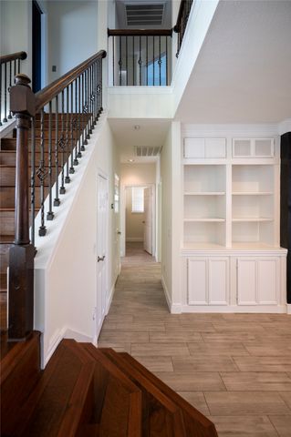 413 Ridge Meade Drive, Lewisville, TX 75067