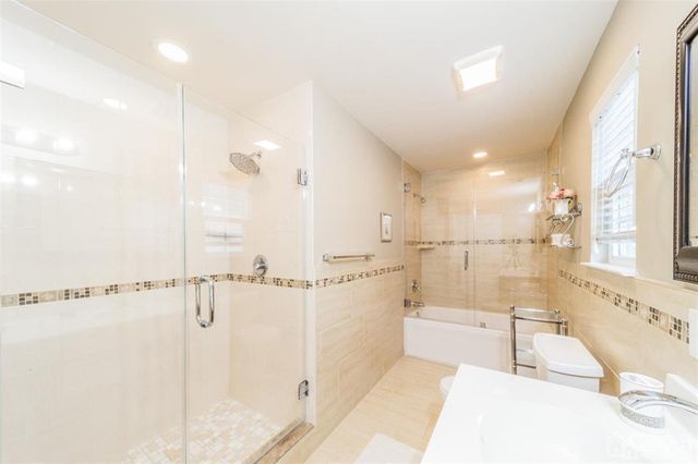 66 S Whittier Street, Carteret, NJ 07008