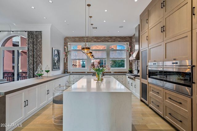 2017 N 1ST Avenue, Phoenix, AZ 85003