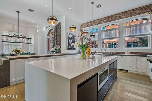 2017 N 1ST Avenue, Phoenix, AZ 85003