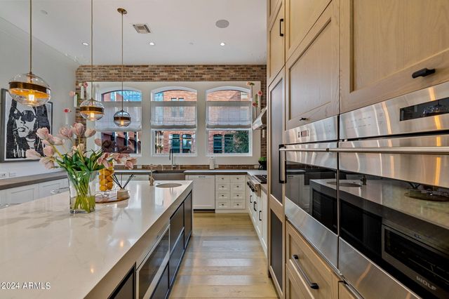 2017 N 1ST Avenue, Phoenix, AZ 85003