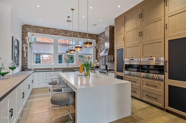 2017 N 1ST Avenue, Phoenix, AZ 85003