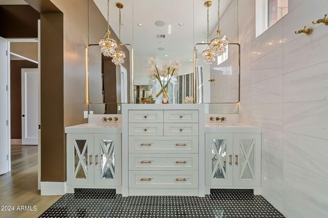 2017 N 1ST Avenue, Phoenix, AZ 85003