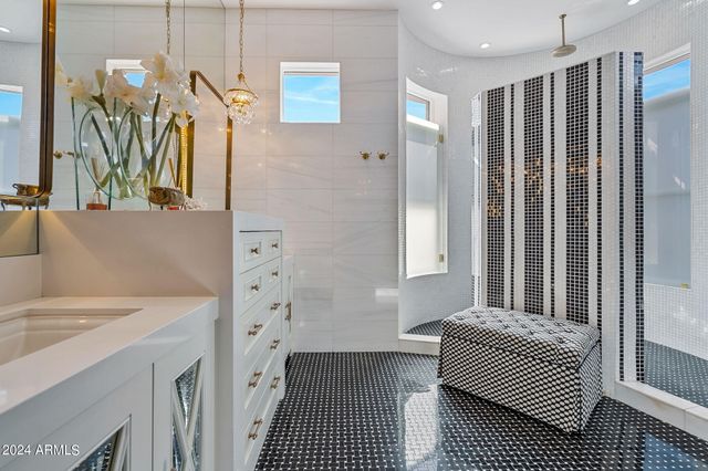 2017 N 1ST Avenue, Phoenix, AZ 85003