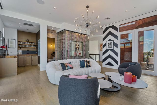 2017 N 1ST Avenue, Phoenix, AZ 85003