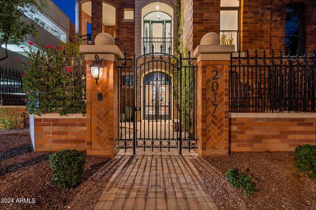 2017 N 1ST Avenue, Phoenix, AZ 85003