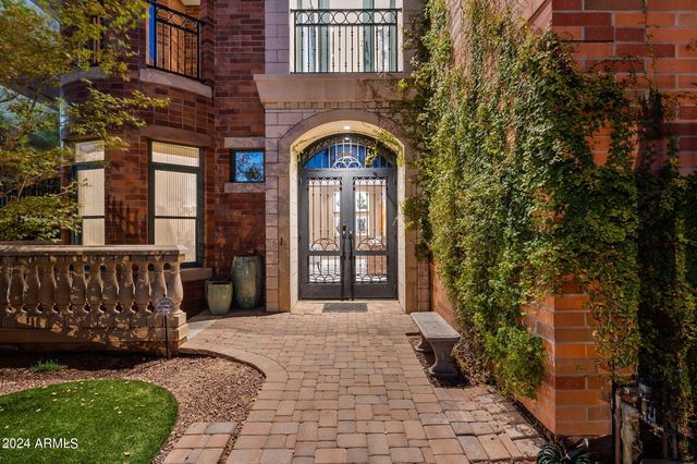 2017 N 1ST Avenue, Phoenix, AZ 85003