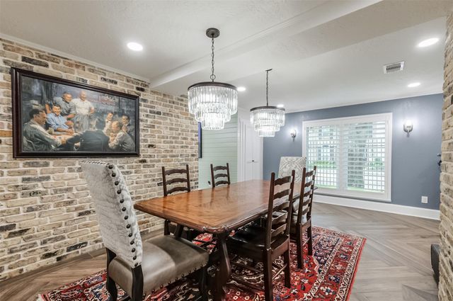 8638 Oakford Drive, Houston, TX 77024