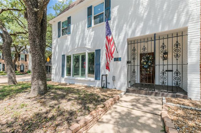 8638 Oakford Drive, Houston, TX 77024