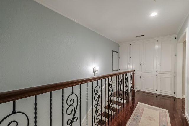 8638 Oakford Drive, Houston, TX 77024