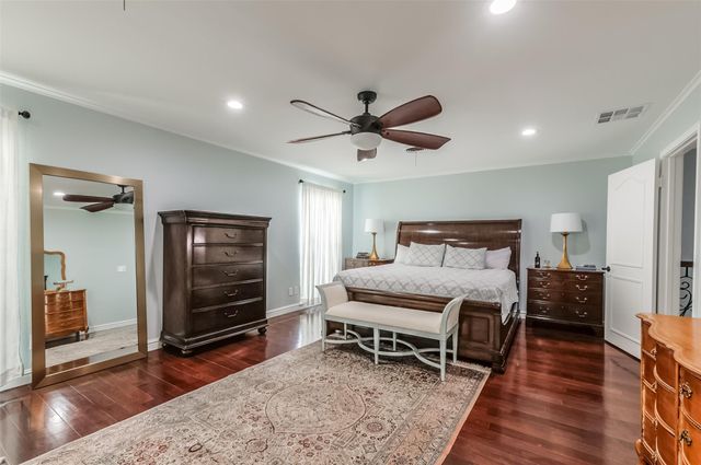 8638 Oakford Drive, Houston, TX 77024