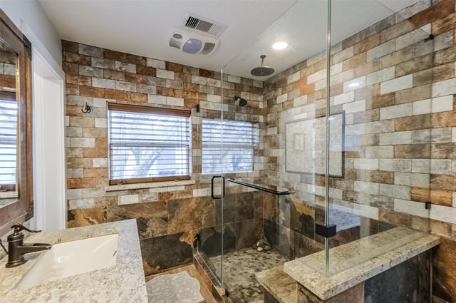 8638 Oakford Drive, Houston, TX 77024