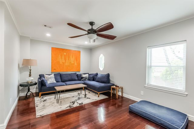 8638 Oakford Drive, Houston, TX 77024