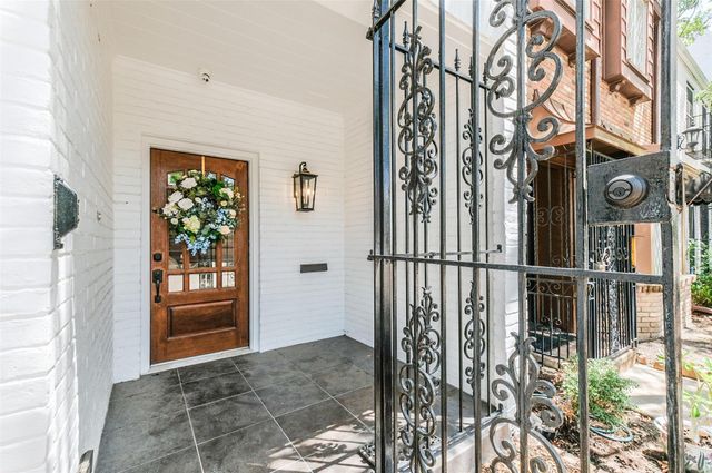 8638 Oakford Drive, Houston, TX 77024