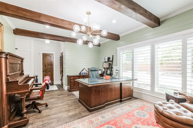 8638 Oakford Drive, Houston, TX 77024