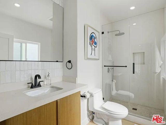 3014 9th Avenue A, Los Angeles, CA 90018