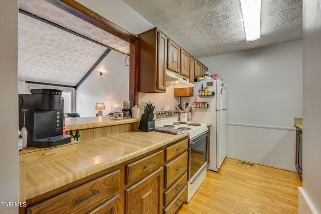 780 Hamilton Road Apt F5, Blountville, TN 37617