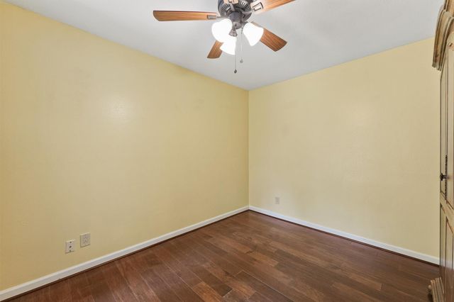 1106 Castle Hill Trail, Kingwood, TX 77339