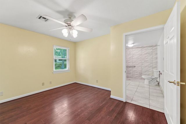 1106 Castle Hill Trail, Kingwood, TX 77339