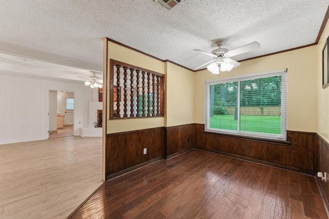 1106 Castle Hill Trail, Kingwood, TX 77339