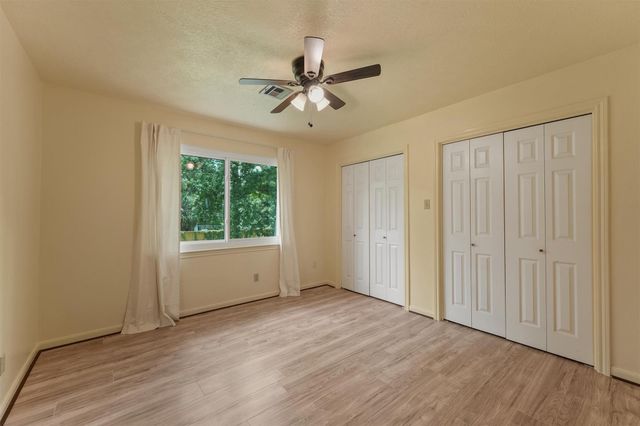 1106 Castle Hill Trail, Kingwood, TX 77339