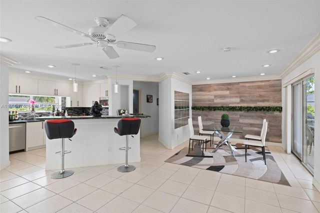 4841 NE 29th Ave, Lighthouse Point, FL 33064