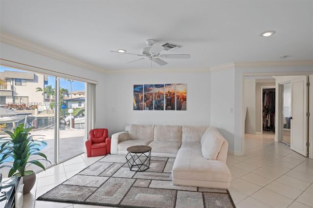 4841 NE 29th Ave, Lighthouse Point, FL 33064