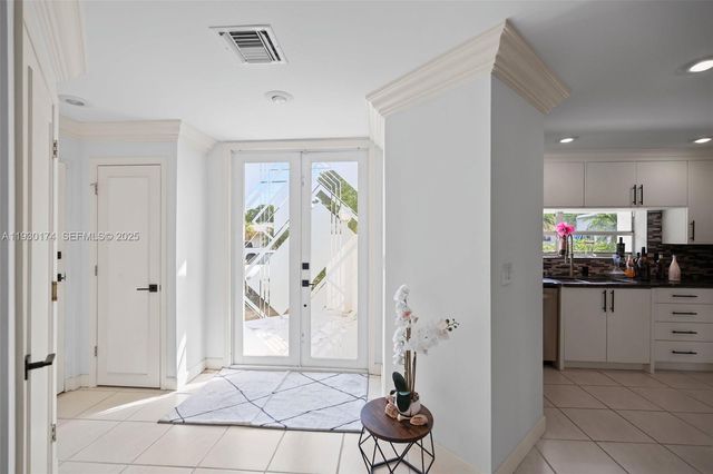 4841 NE 29th Ave, Lighthouse Point, FL 33064