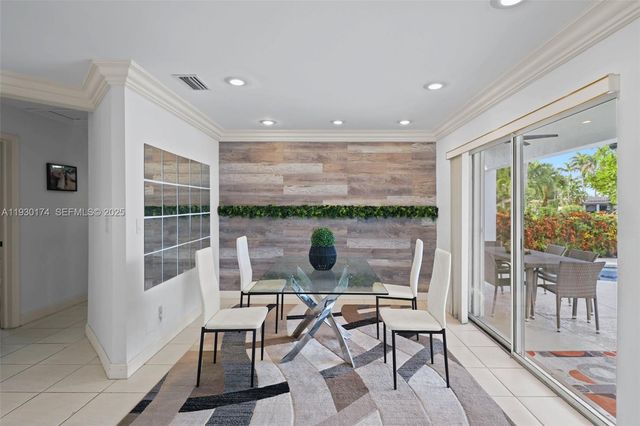 4841 NE 29th Ave, Lighthouse Point, FL 33064