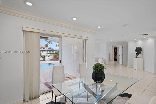 4841 NE 29th Ave, Lighthouse Point, FL 33064