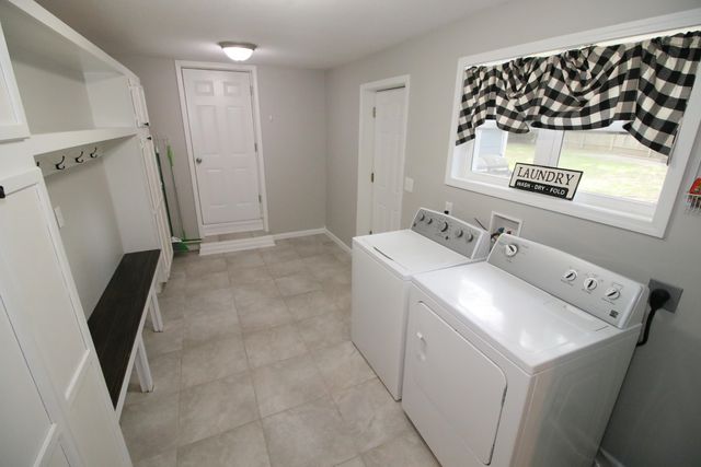 1418 N Milton, Derby, KS 67037