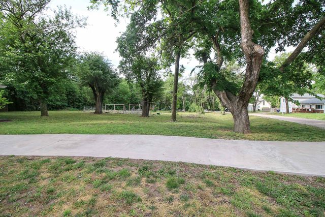 1418 N Milton, Derby, KS 67037