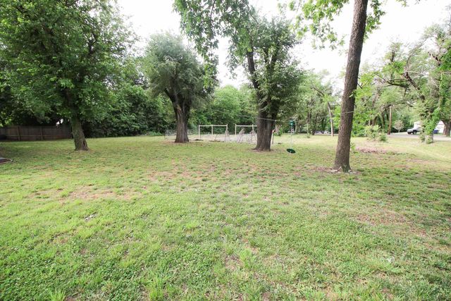 1418 N Milton, Derby, KS 67037