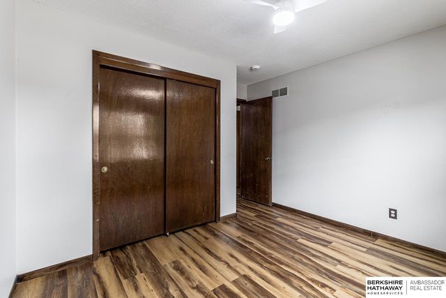 2321 Georgetown Place, Bellevue, NE 68123