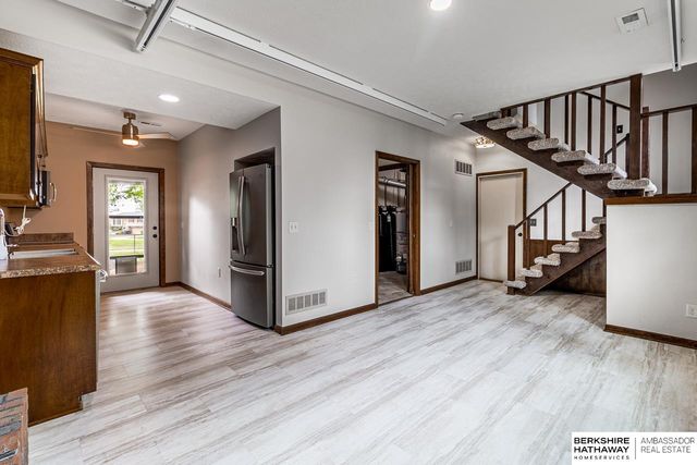 2321 Georgetown Place, Bellevue, NE 68123