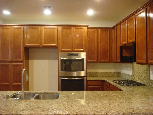 28628 Vista Del Rio, Valencia, CA 91354