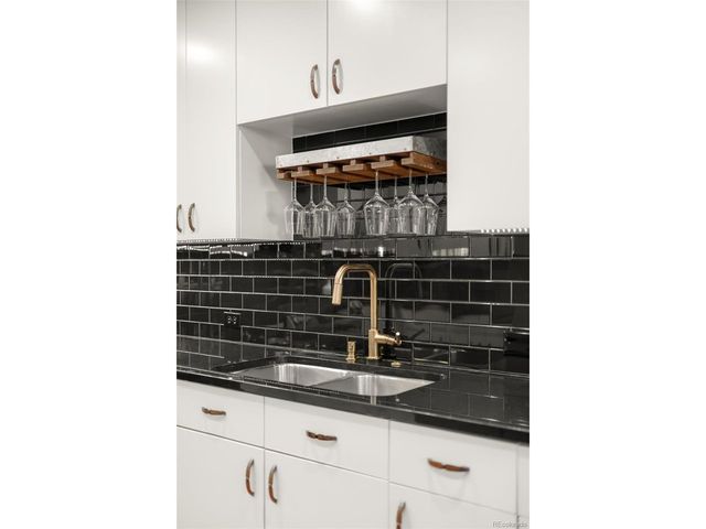 1700 Bassett St 2216, Denver, CO 80202