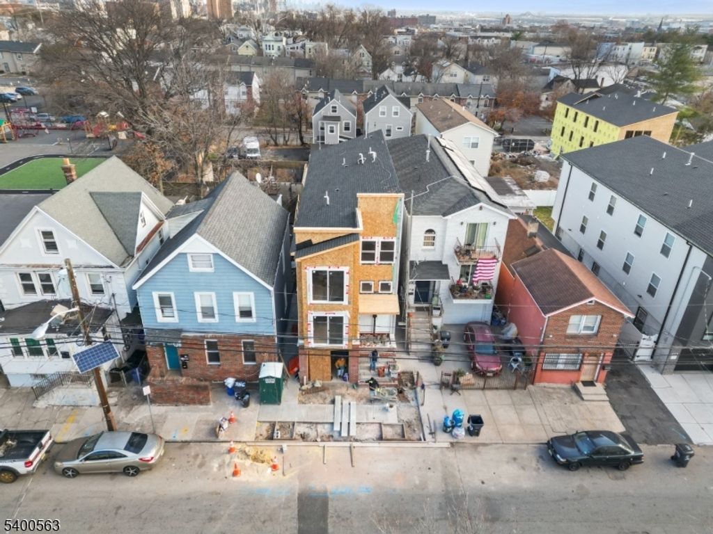 388 S 9Th St, Newark City, NJ 07103