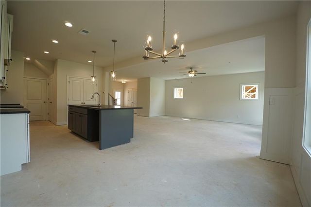 45 Aviation Road SE, Marietta, GA 30060