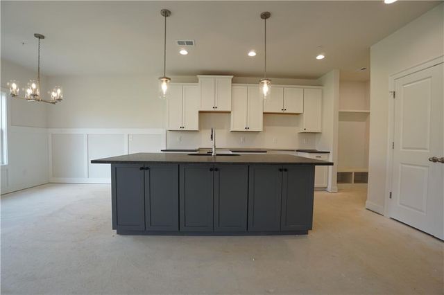 45 Aviation Road SE, Marietta, GA 30060