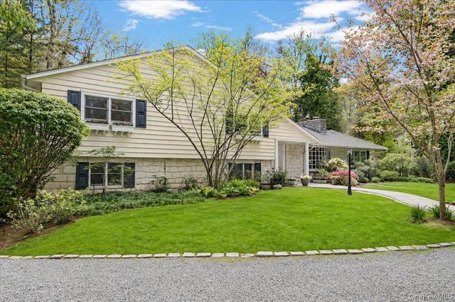 5 Fox Lane, Locust Valley, NY 11560