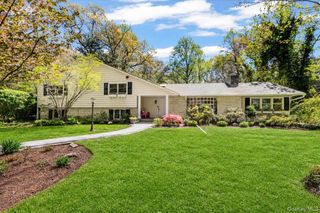 5 Fox Lane, Locust Valley, NY 11560
