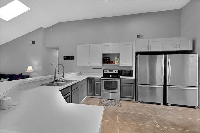 602 SHERBURN COURT, Orlando, FL 32828