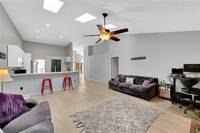 602 SHERBURN COURT, Orlando, FL 32828